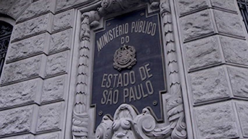 Ex-estagiário do MP é preso por extorsão ligada ao PCC