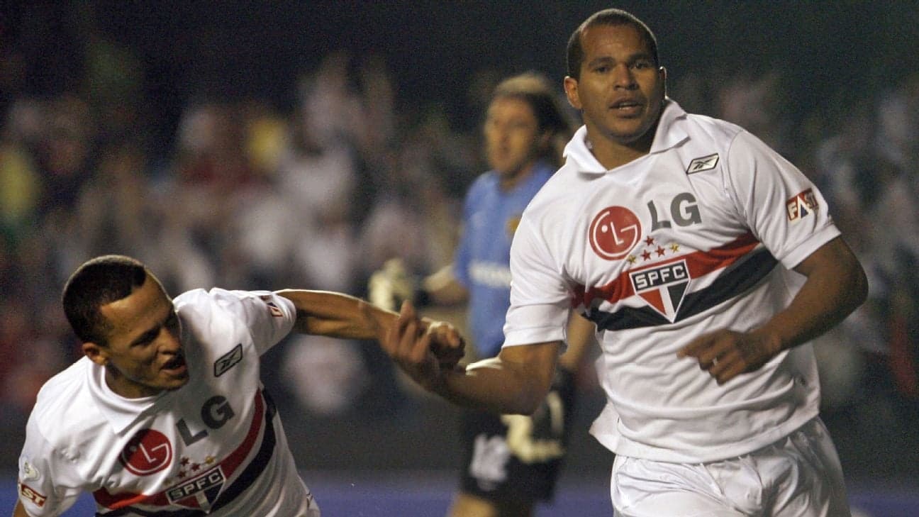 São Paulo enfrenta Boca Juniors em busca de classificação na Sul-Americana