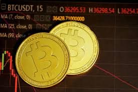 Bitcoin sofre queda para US$ 64 mil antes da divulgação de dados de inflação nos EUA