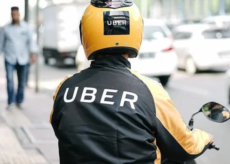 TJSP suspende credenciamento da Uber Moto em São Paulo