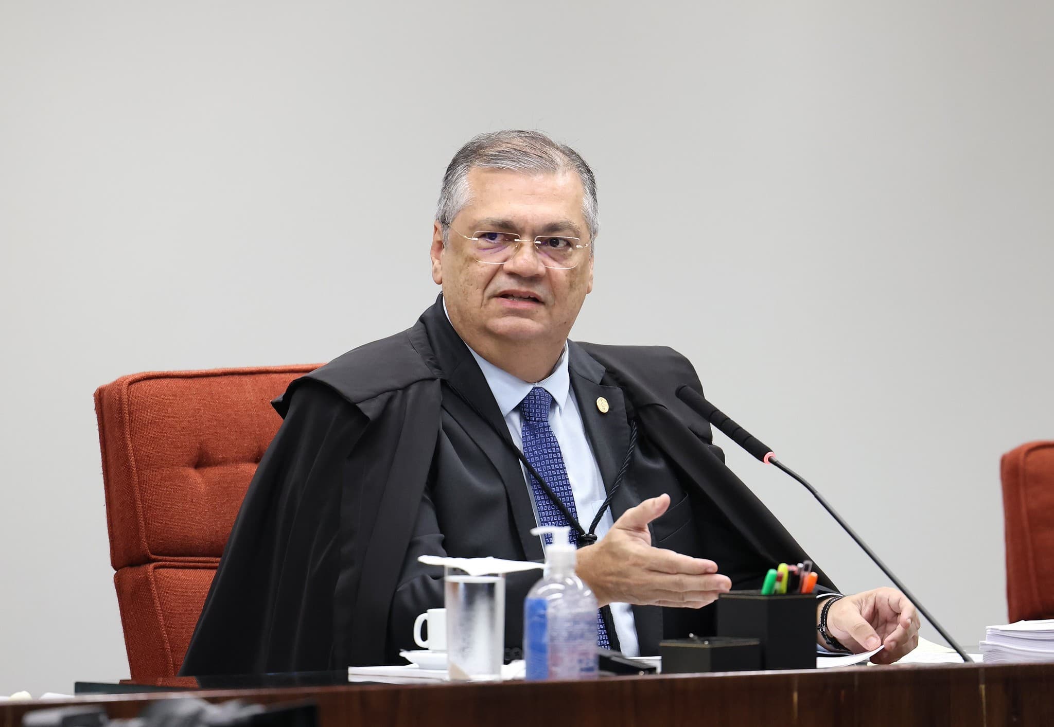 STF encerra aposentadoria compulsória para juízes como punição