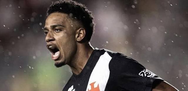 Vasco encara o Santos em confronto direto e tenta ganhar distância da zona de rebaixamento