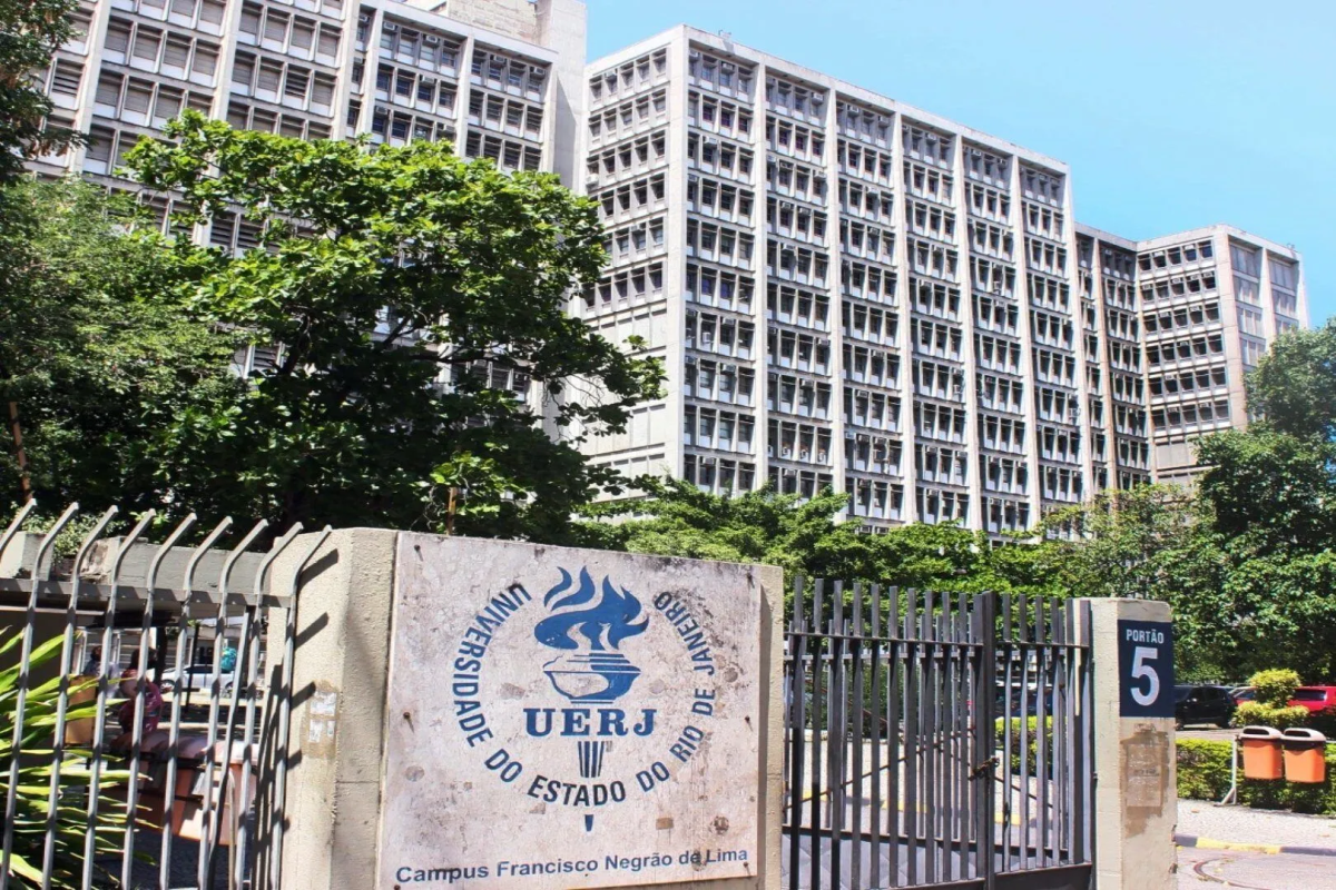 Greve na UERJ: Professores Reclamam de 26% de Defasagem Salarial