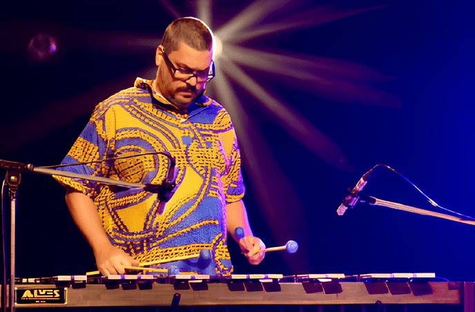 Ricardo Valverde lança álbum Kizomba, conectando vibrafone ao candomblé