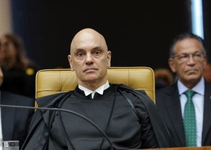 Ministro Moraes investiga Flávio Bolsonaro por calúnia a Lula