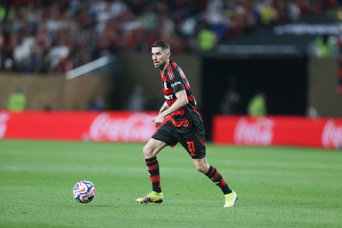 Jorginho desfalca Flamengo na estreia da Libertadores contra Cusco