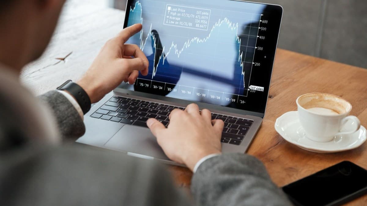 Fluxo de investimentos em mercados emergentes cresce em julho
