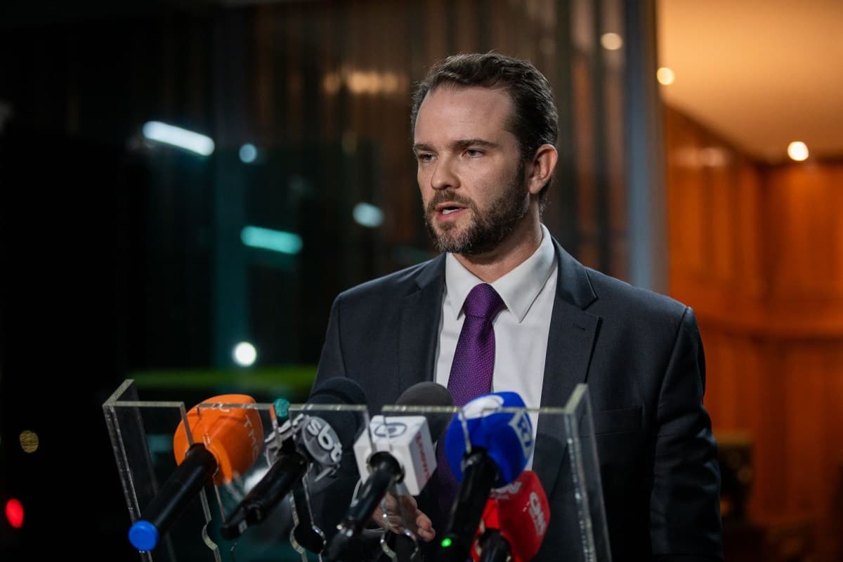 Governo bloqueia 5 milhões de contas em sites de apostas