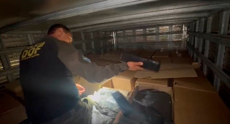Dourados: Polícia Apreende 1.810 kg de Maconha em Carreta de Óleo de Soja