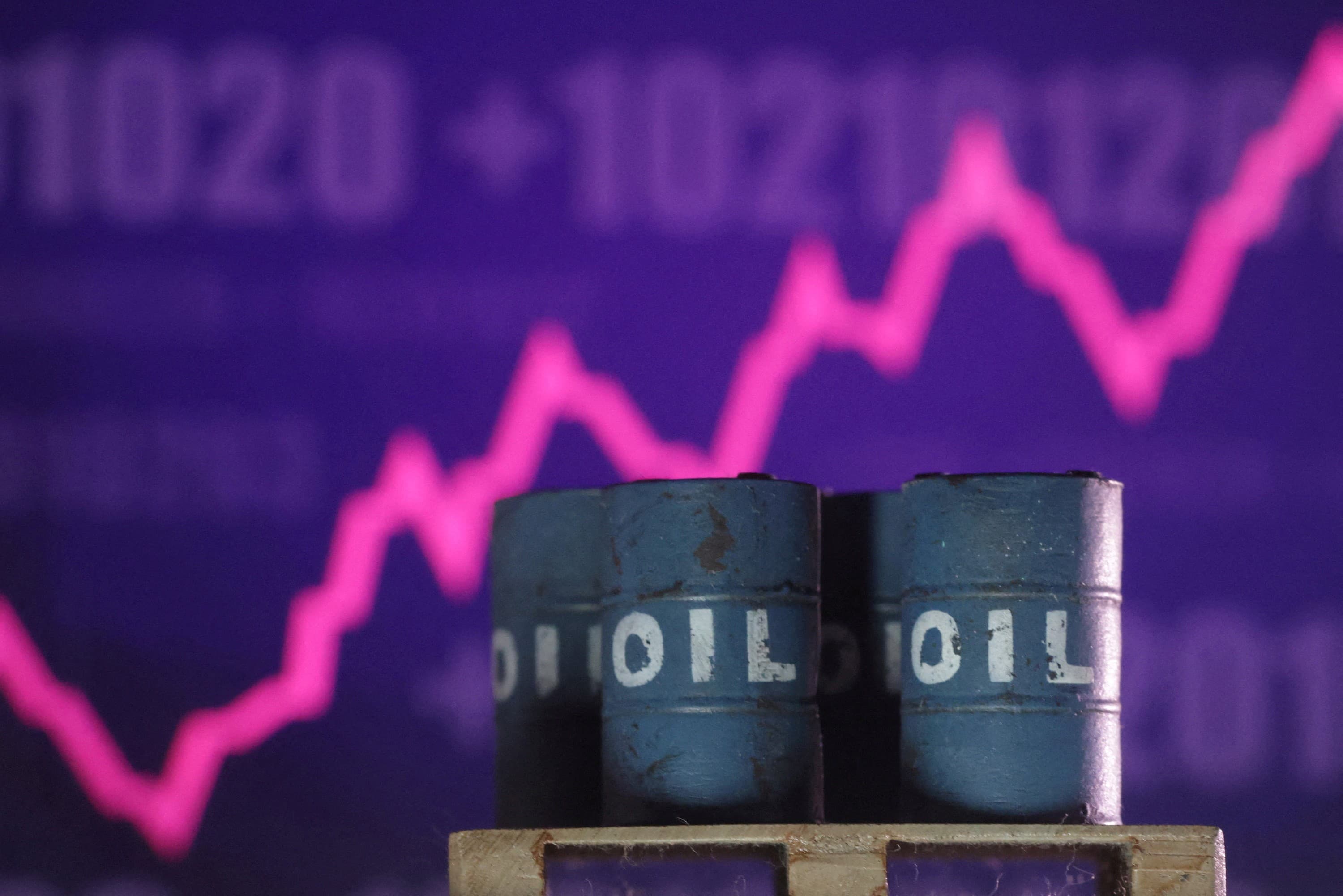 Países da IEA liberam 325 milhões de barris de petróleo de reservas estratégicas