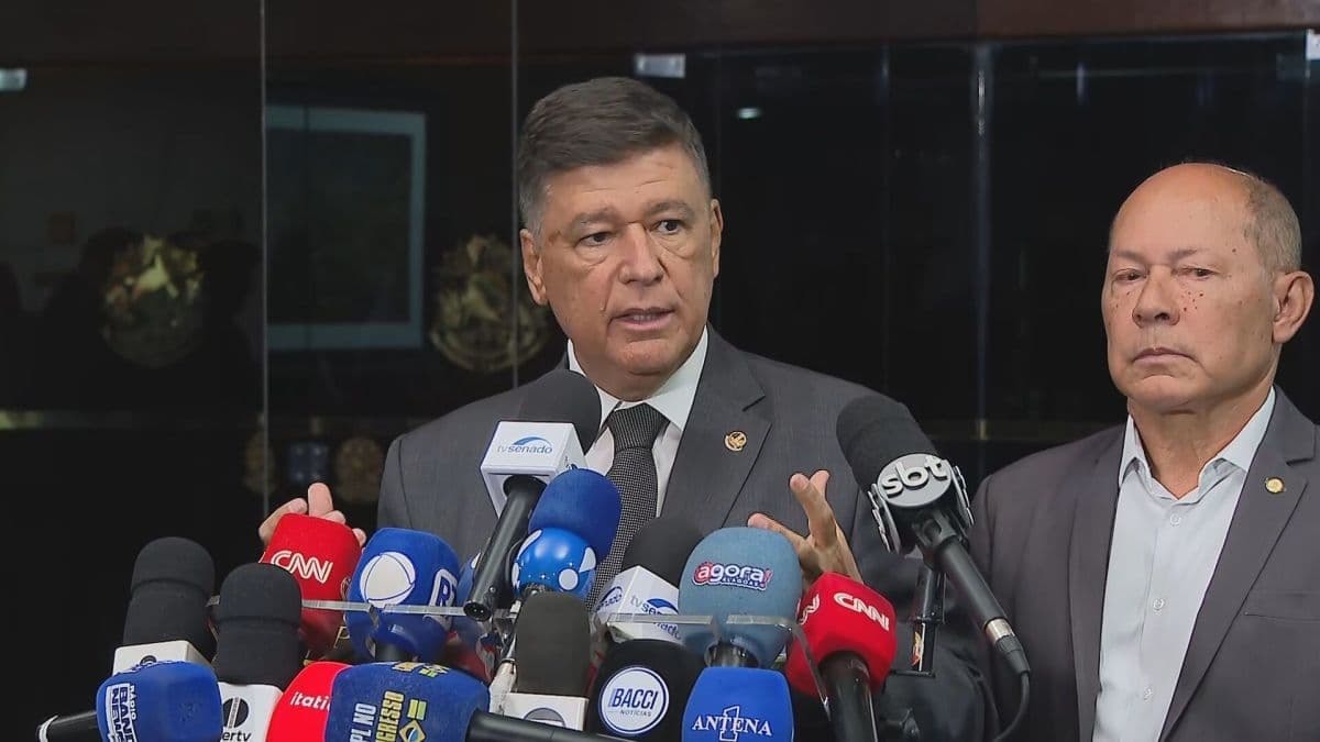 Carlos Viana Apoia Gilmar Mendes e Critica Vazamentos de Dados