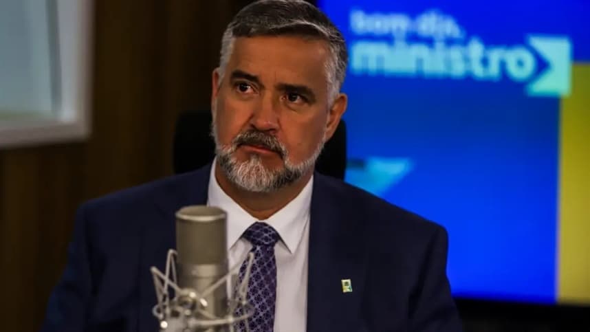 Ministro afirma que a maior catástrofe meteorológica da história atingiu o RS