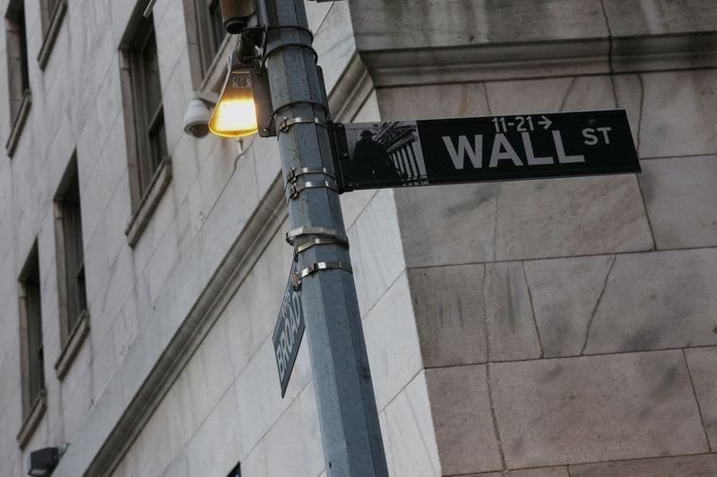 Expectativas de Investidores se Concentram em Dados Econômicos e Política Monetária