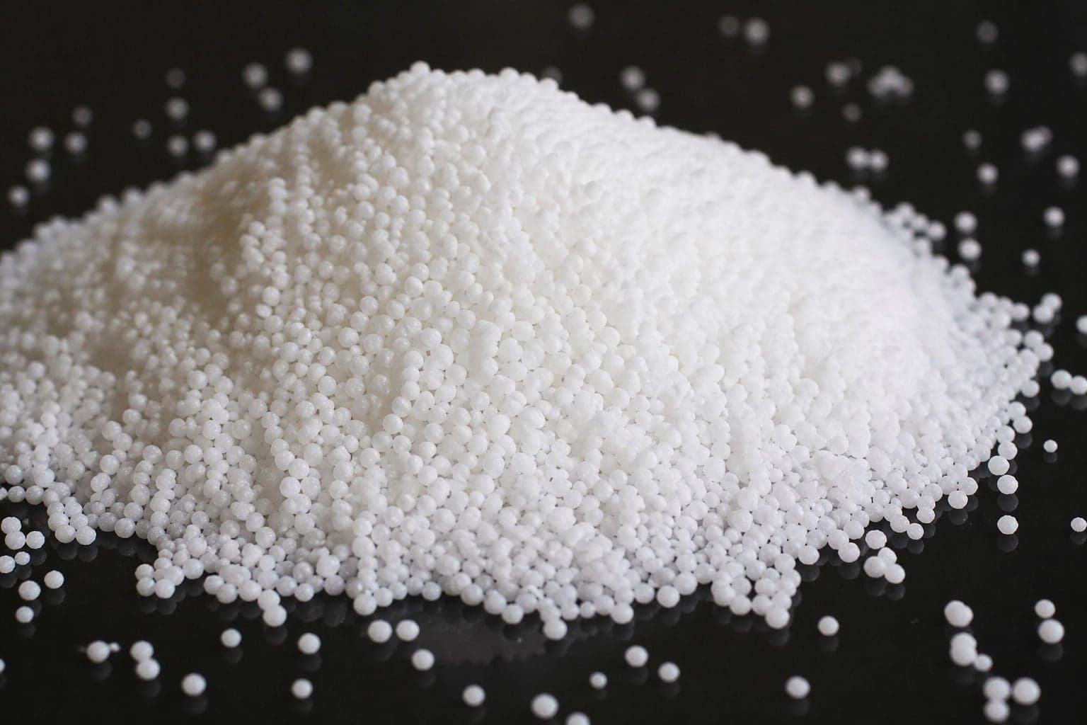 China libera cotas de exportação de ureia e alivia preços de fertilizantes