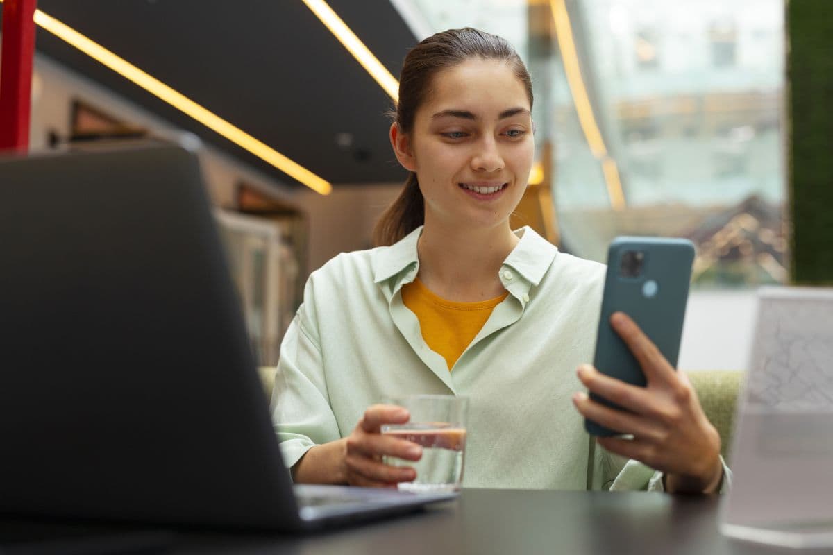 Investimentos: ações ou fundos imobiliários? Descubra qual escolher