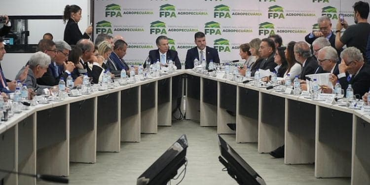 Aumento da dívida rural pressiona setor agropecuário no Brasil