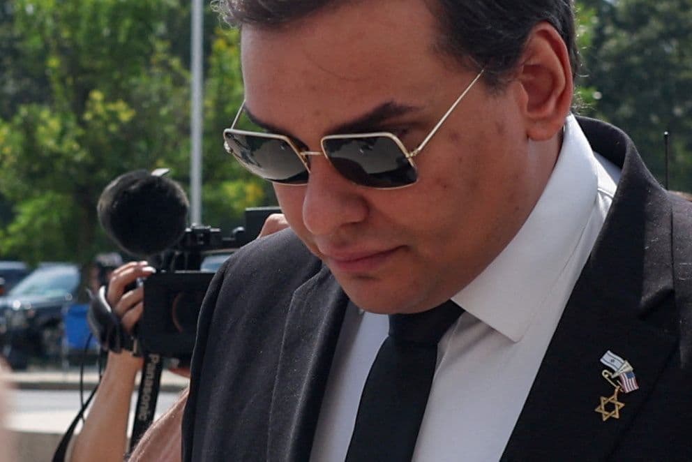 George Santos pede desculpas ao governo Trump por perseguição seletiva