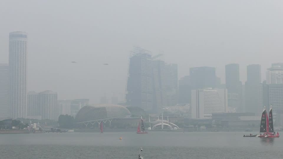 Qualidade do Ar em Singapura Alcança Níveis Críticos por Incêndios na Indonésia