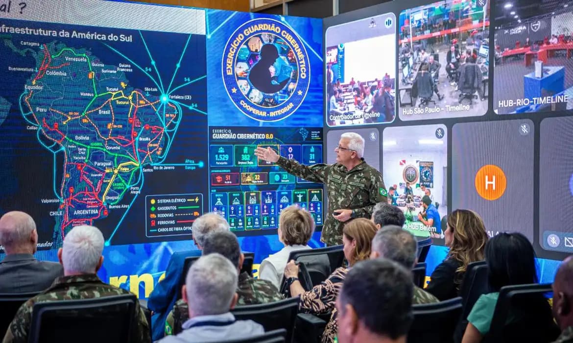 Exército realiza treinamento em defesa cibernética antes da eleição