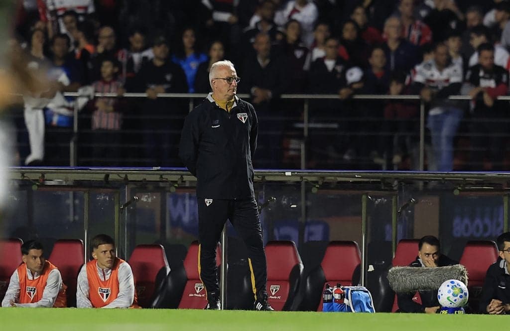 São Paulo sofre virada e perde para o Santos no Campeonato Brasileiro