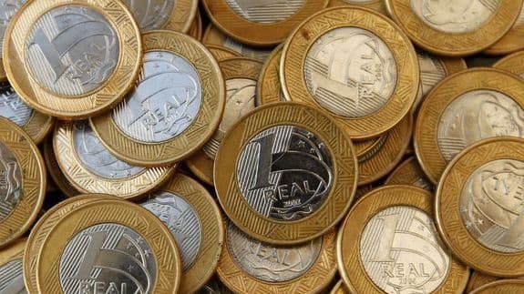 Taxas de juros caem com expectativa de acordo entre EUA e Irã