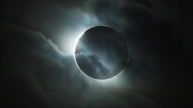 Lua hoje sábado (10/10): fase e iluminação