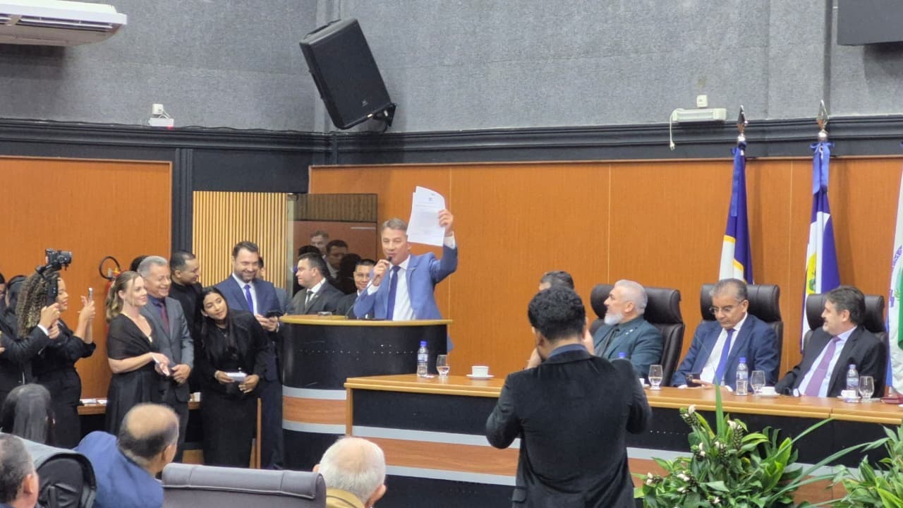 Antonio Denarium de Roraima renuncia para concorrer ao Senado