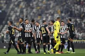 Atlético-MG se prepara para enfrentar Flamengo em partida decisiva