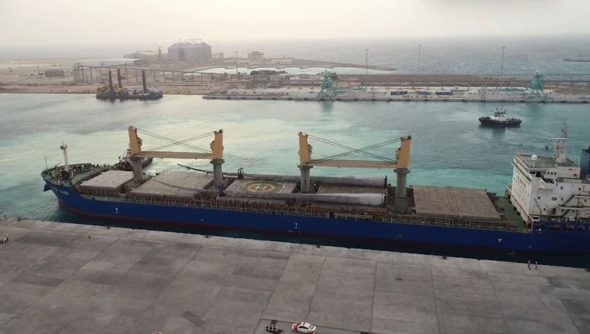 Coreia do Sul envia navios para novas rotas de petróleo