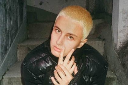 Maria Beraldo surpreende com indicação ao Grammy Latino 2025