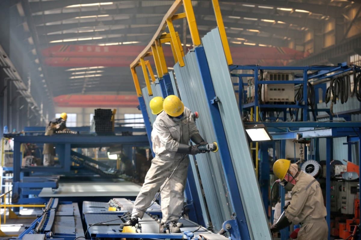 Lucro do setor industrial na China cresce 4,2% em agosto