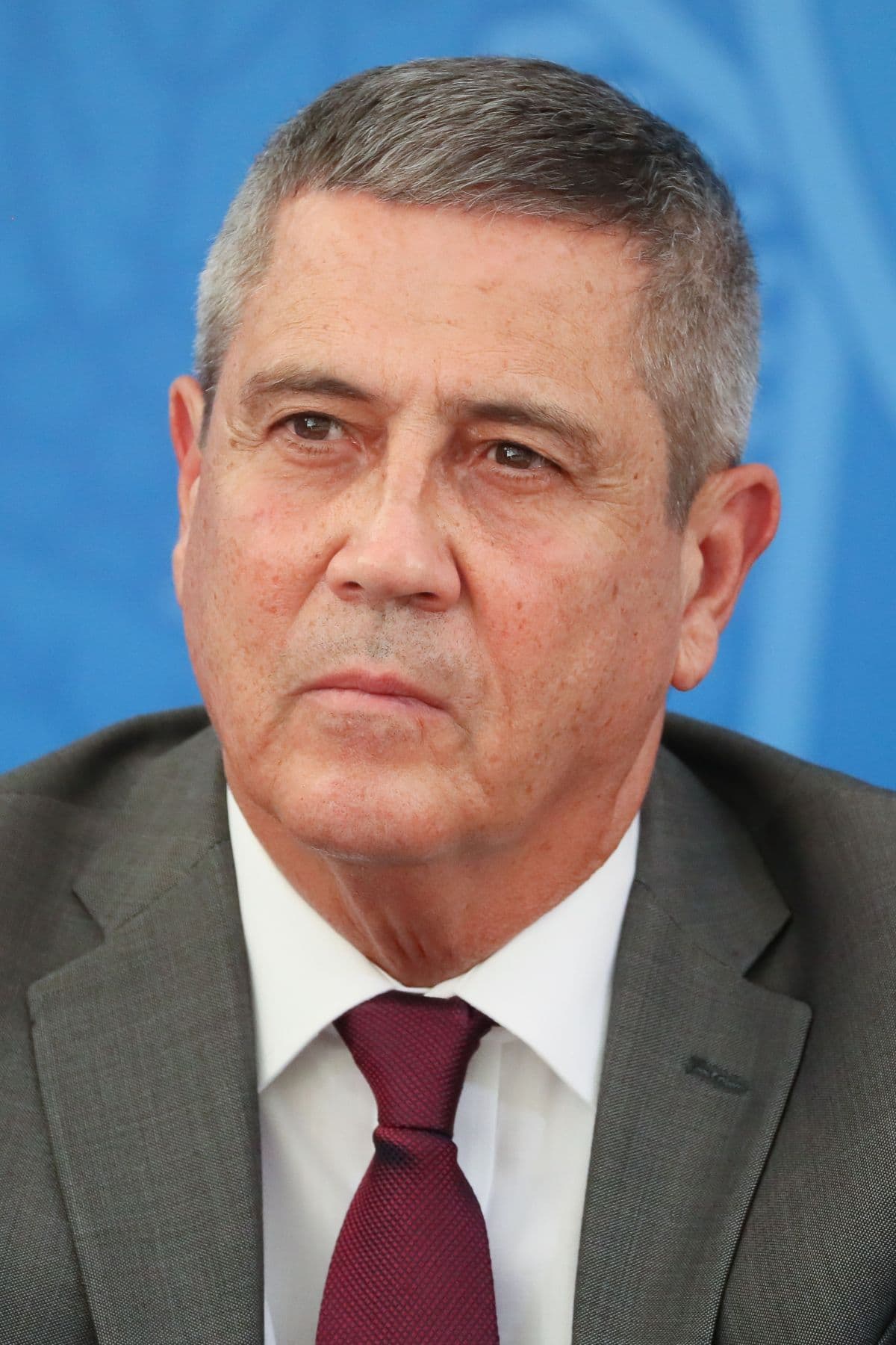 General Walter Braga Netto pode reduzir pena com estudo