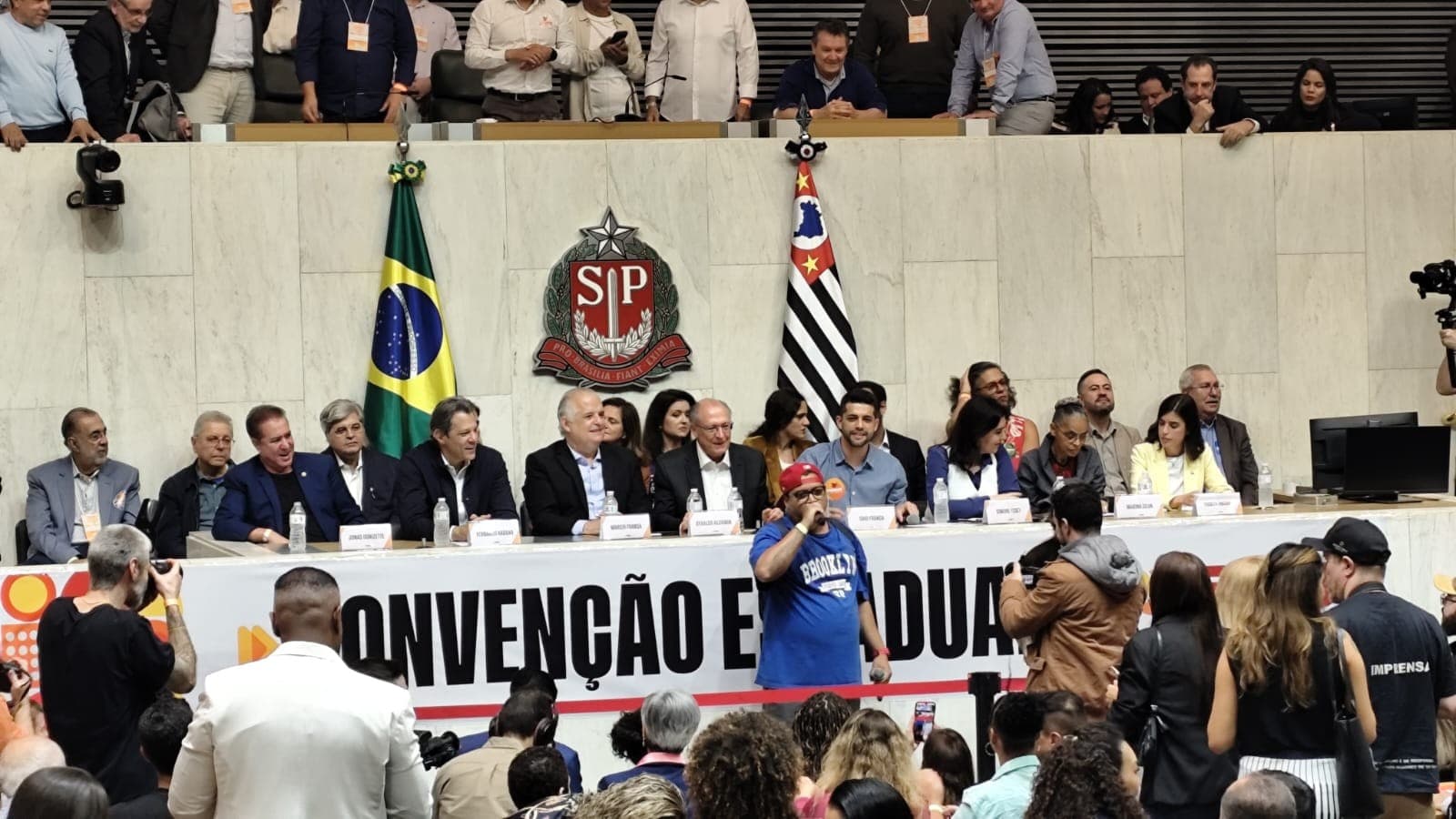 PSB oficializa candidaturas em convenção com Haddad e França