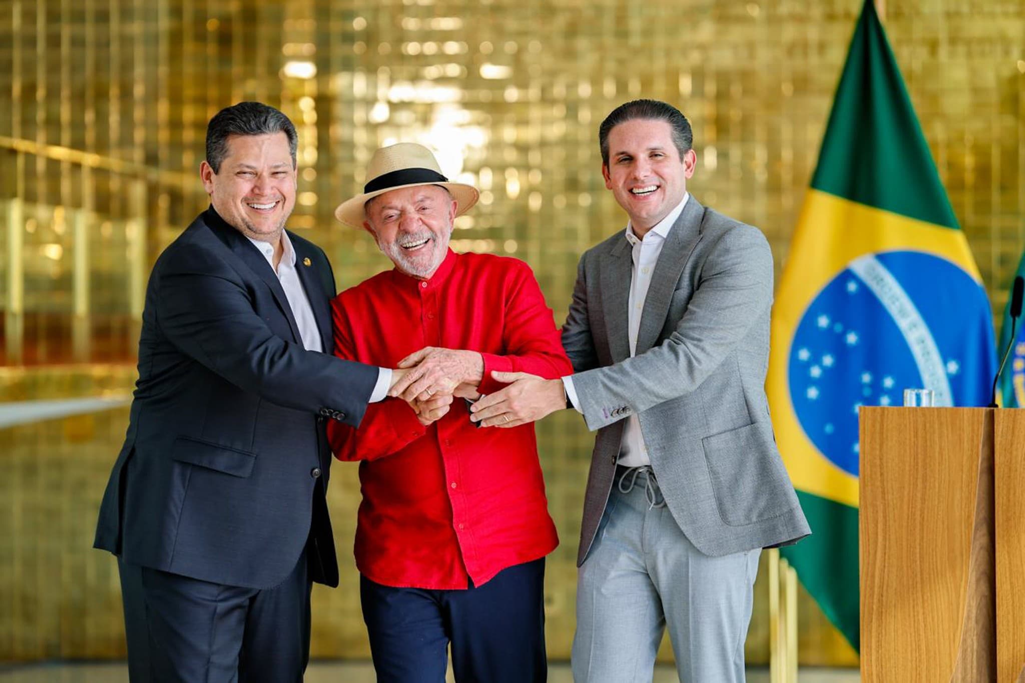 Lula avança em acordos no Congresso para apoiar reeleições