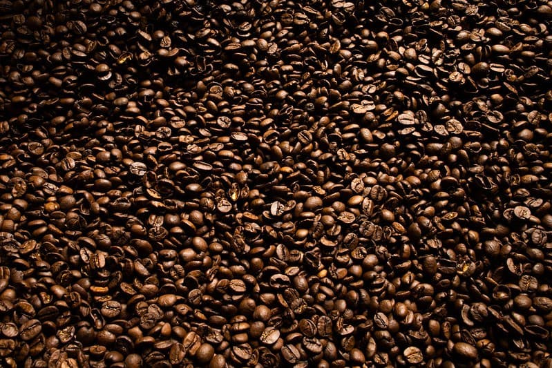 Café e cacau sobem em Nova York, enquanto açúcar e algodão recuam