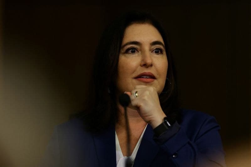 Simone Tebet defende ajuste fiscal sem afetar direitos sociais