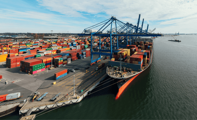 Balança comercial registra superávit de US$ 7,7 bilhões em setembro