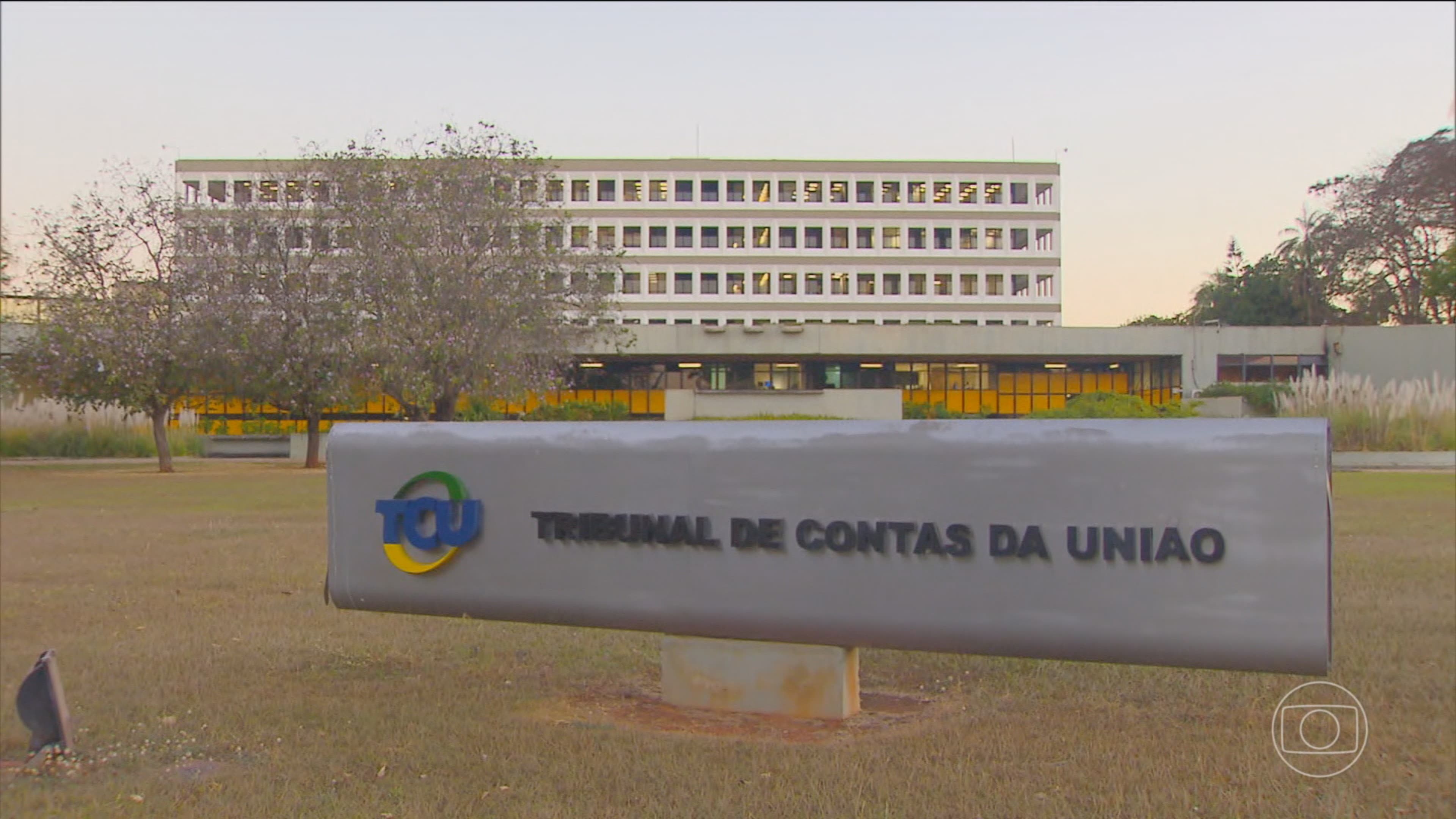 TSE receberá lista com 6 mil contas irregulares nesta terça-feira