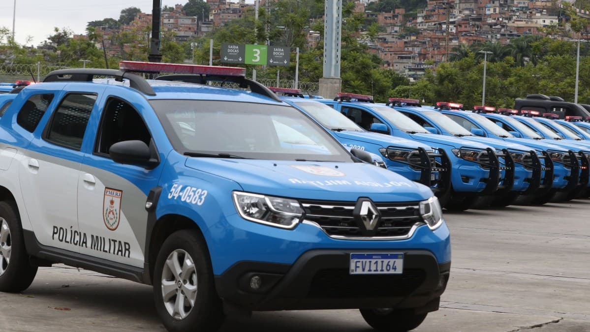 Três policiais militares são condenados por envolvimento em organização criminosa no RJ