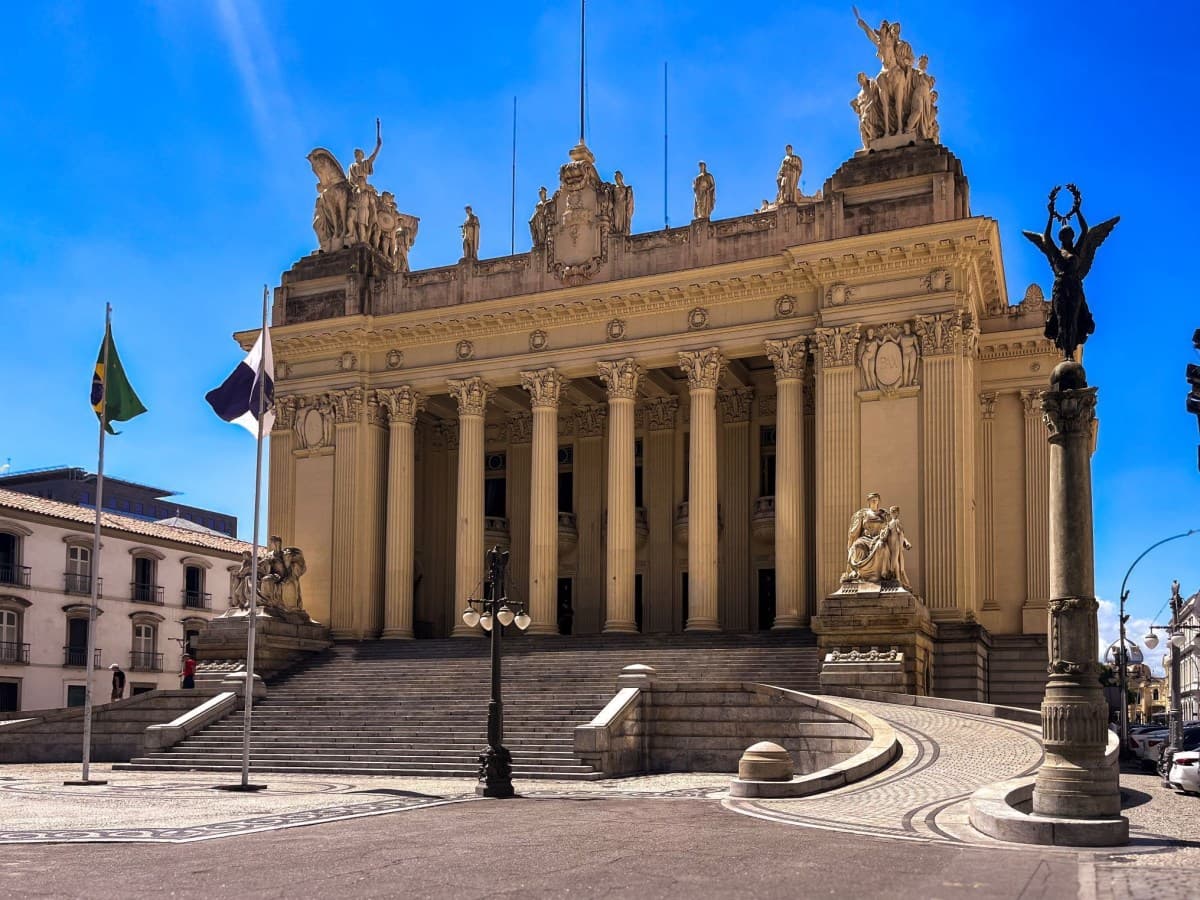 PL conquista maior bancada na Alerj com 21 deputados eleitos
