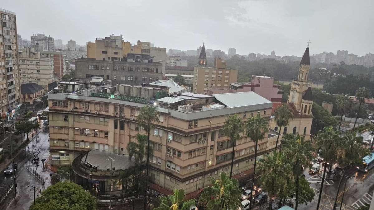 Clima em Porto Alegre: chuva inicial e temperaturas em elevação