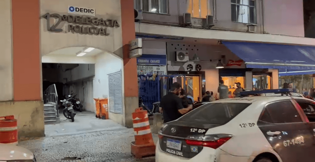Polícia prende suspeito de incêndio em viatura em Copacabana