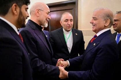 Paz no Oriente Médio: Irã e EUA se reúnem em Islamabad com desconfiança