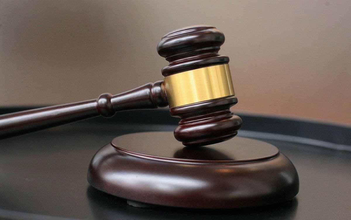 Inteligência artificial vence processo judicial no Reino Unido