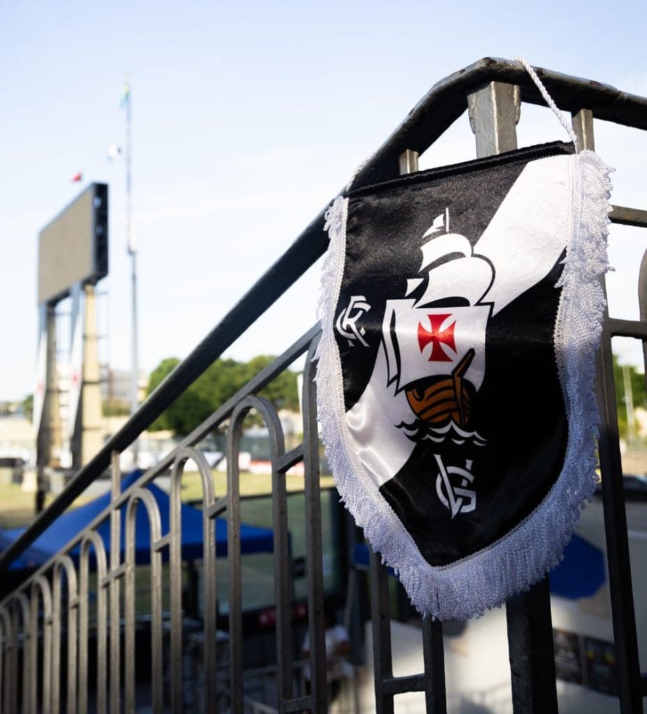 Vasco contrata o meia Alan Lescano por contrato até 2029