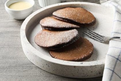 Receitas proteicas de panquecas americanas para lanche saudável