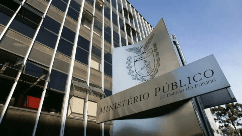 Diretora de UTI denunciada por negligência em mortes de crianças