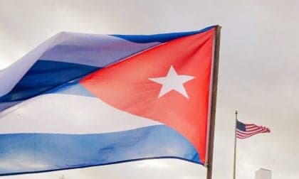 União Europeia pede fim do isolamento de Cuba em meio à crise