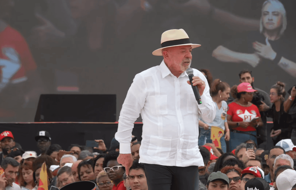 Lula propõe reembolso de passagens aéreas e revenda para consumidores