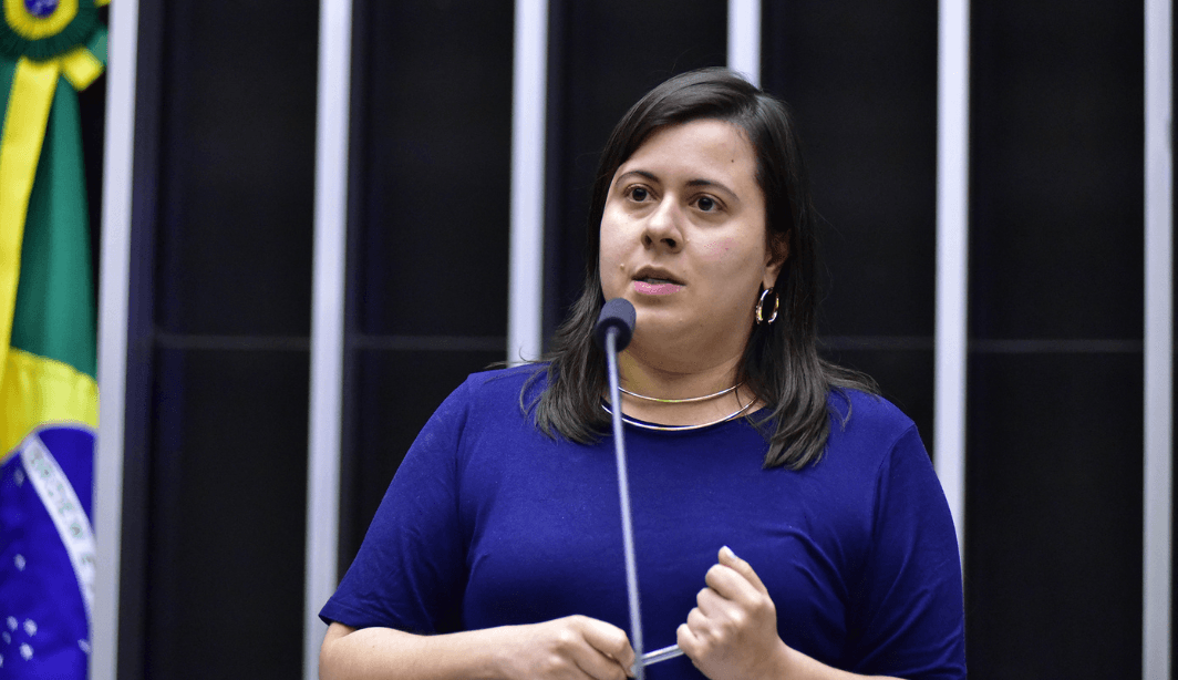 Deputada Sâmia Bomfim Celebra Vitória de Lula e Defende Mobilização do Povo